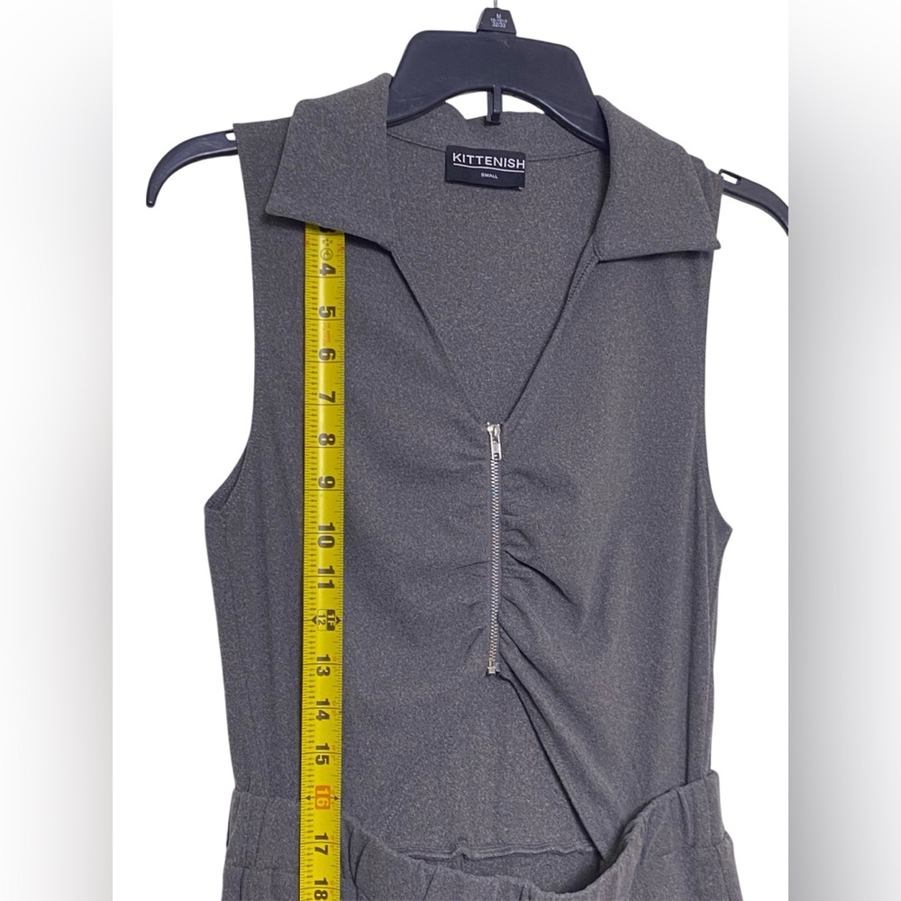Kittenish Charcoal Sleeveless Jumpsuit Women’s Small Front Zip Cutout - Picture 5 of 12